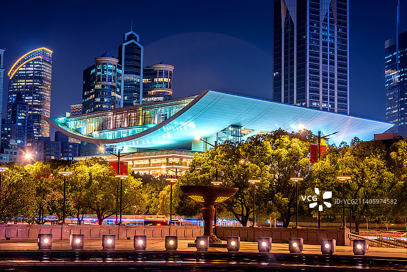 中国上海大剧院夜景风光图片素材