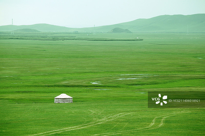 内蒙古赤峰“贡格尔草原”美景迎游客图片素材