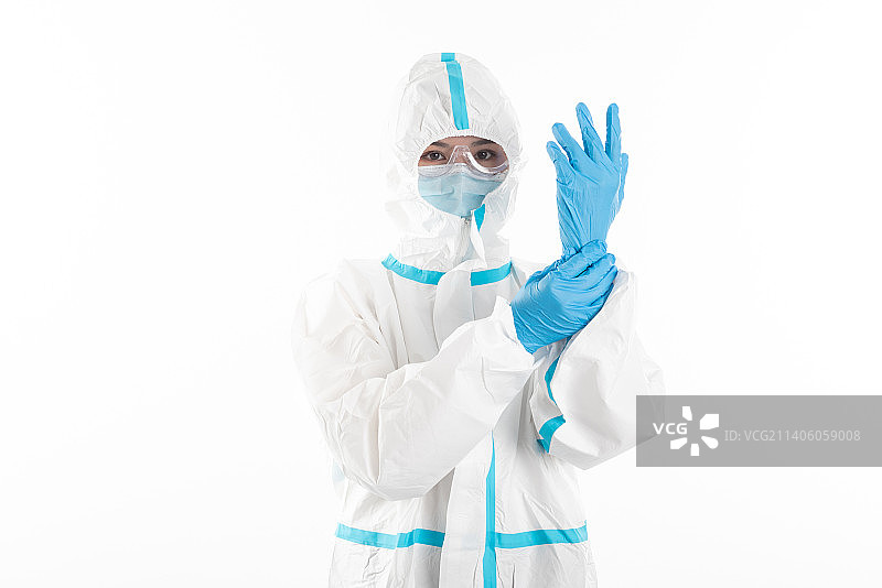 身穿防护服的医疗工作者图片素材