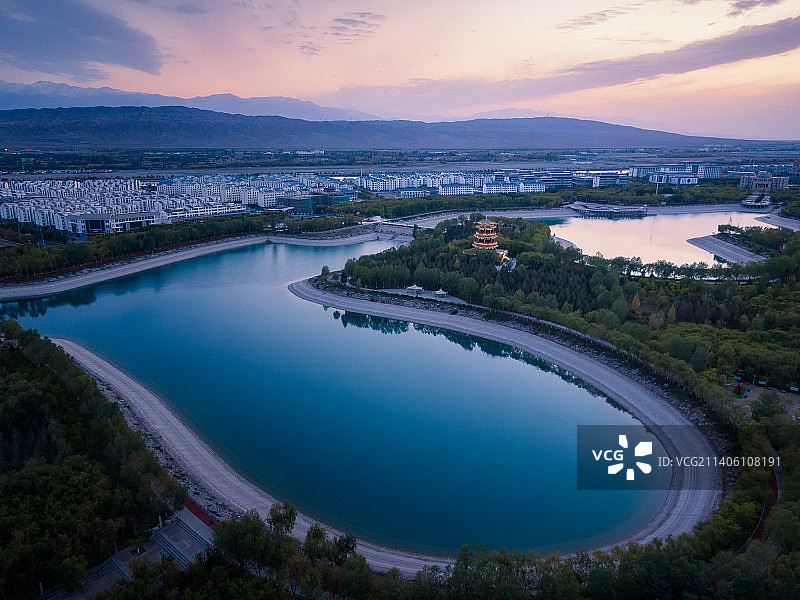 嘉峪关南湖公园图片素材