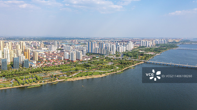 航拍山东省临沂市河东区城市风景图片素材