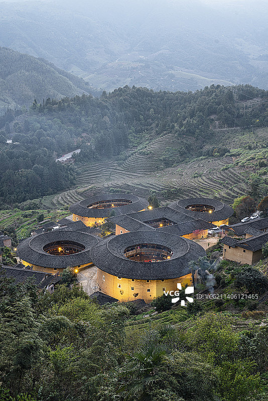 福建南靖土楼“四菜一汤”图片素材