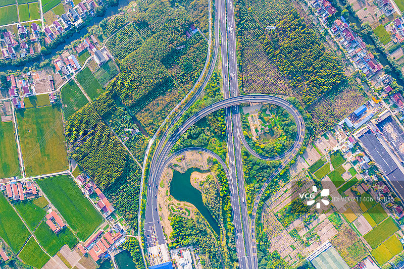 航拍江苏南通高标准农田秋天乡村稻田自然风景图片素材