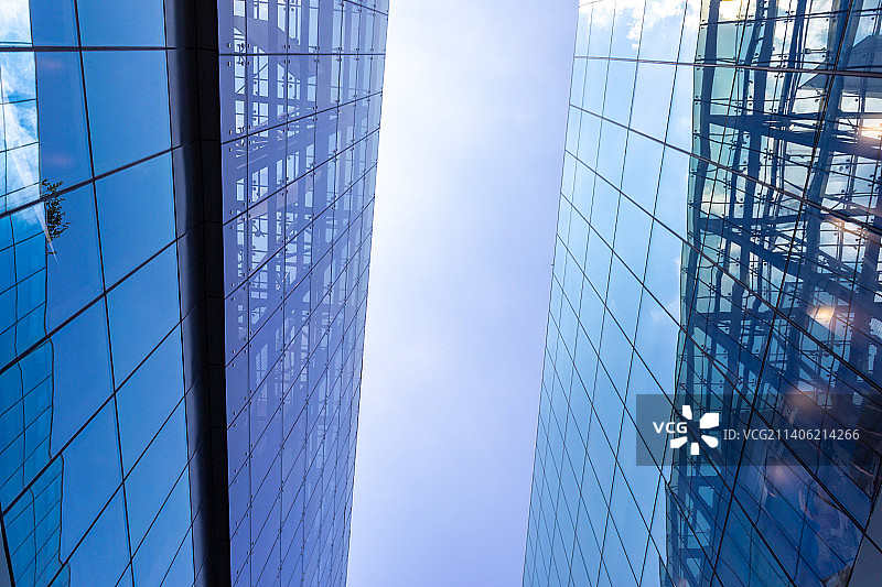 贵州贵阳建筑外立面玻璃幕墙图片素材
