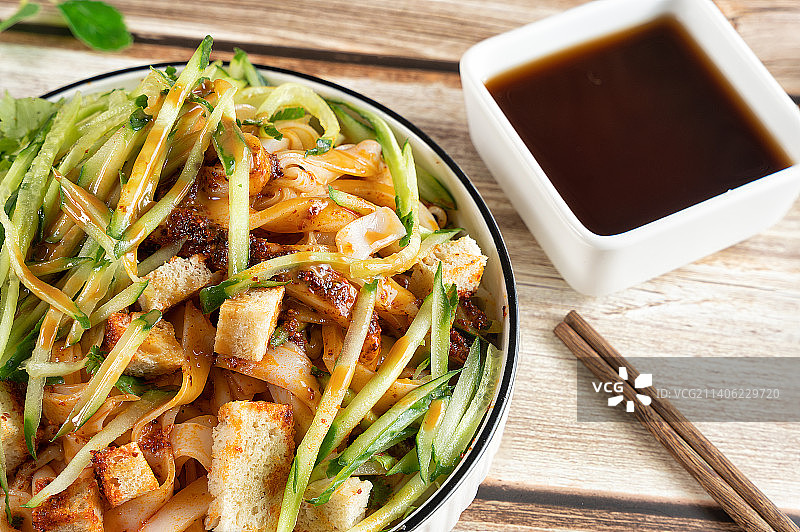 西北传统美食凉皮白底图图片素材