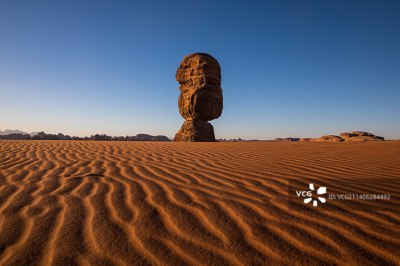 沙特塔布克Tabuk红色沙漠图片素材