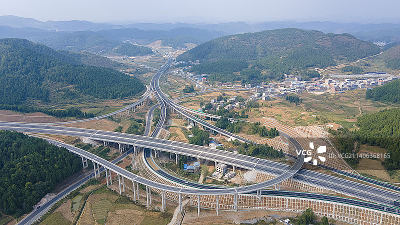 贵州岑巩：高速路网发展 助推乡村振兴图片素材