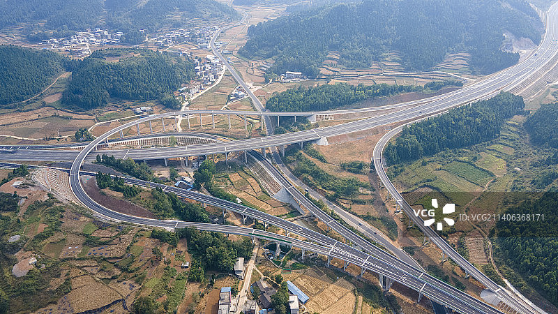 贵州岑巩：高速路网发展 助推乡村振兴图片素材