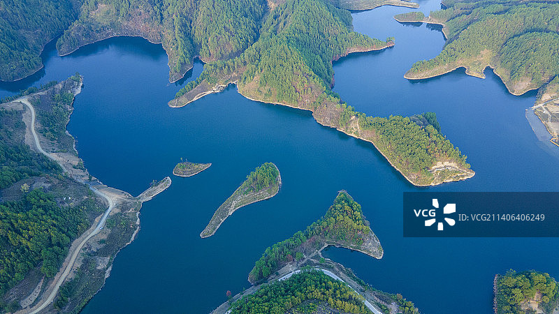 贵州岑巩：下溪水库碧波涟漪图片素材