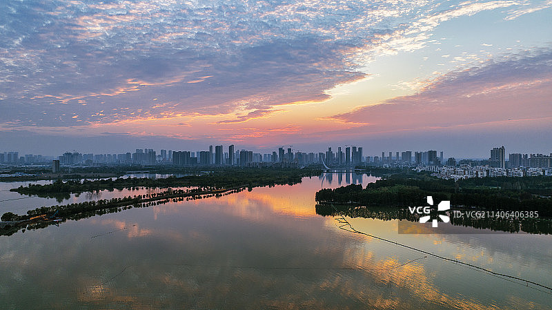 武汉东西湖区金银湖晚霞风光图片素材