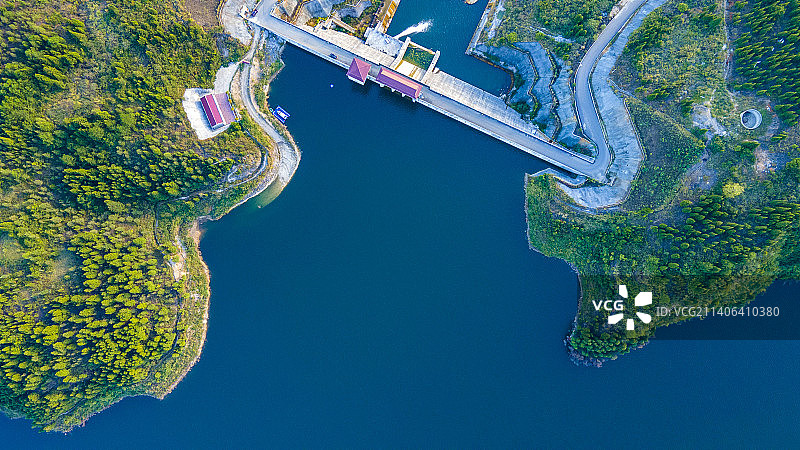 贵州岑巩：下溪水库碧波涟漪图片素材