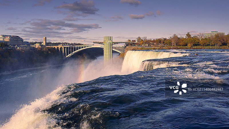 美国加拿大边境，世界三大跨国瀑布之一的尼亚加拉大瀑布图片素材