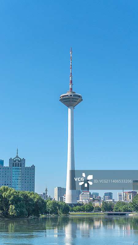 晴天下沈阳彩电塔图片素材