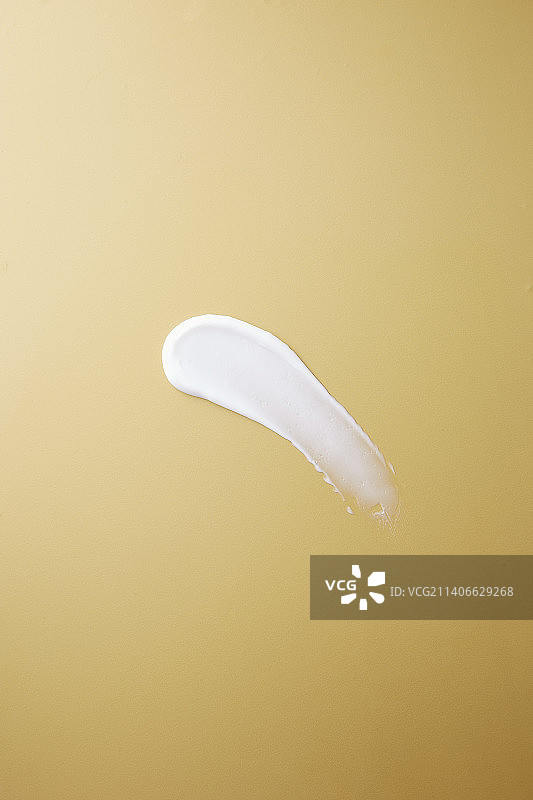 牛奶润肤露图片素材