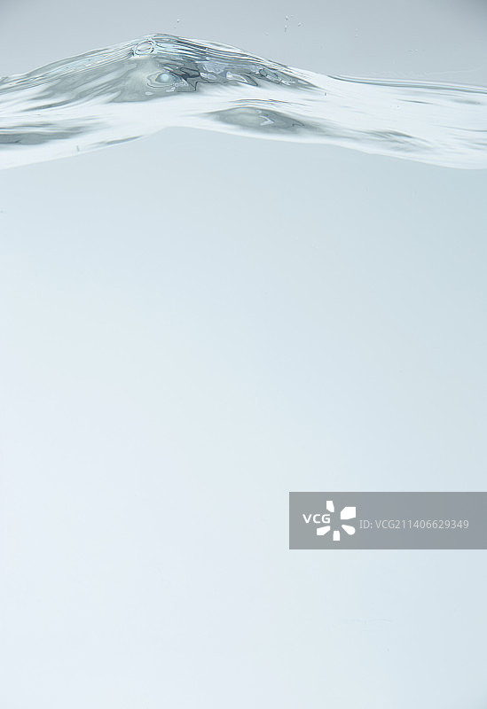 荡漾的水面图片素材