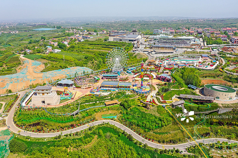 航拍陕西西安白鹿原影视城 蓝田县黄土塬地形风貌图片素材