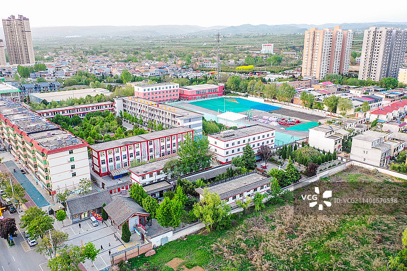 航拍陕西省西安市蓝田县蔡文姬纪念馆蔡文姬墓图片素材