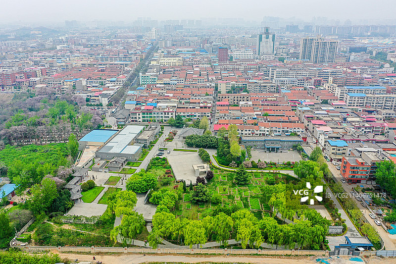 航拍河南新郑郑国车马坑景区 郑王陵博物馆图片素材