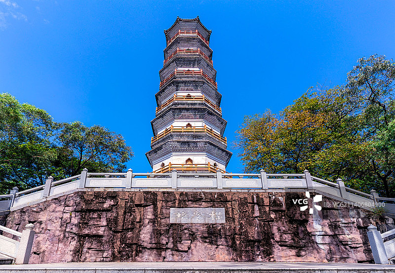 东莞东城榴花塔图片素材