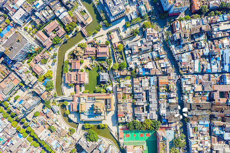 航拍广东广州西关永庆坊旅游区 广州市荔湾区恩宁路历史街区 广州西关旧城区 荔枝湾涌图片素材