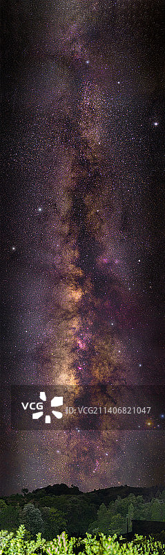 真珠帘卷玉楼空，天淡银河垂地图片素材