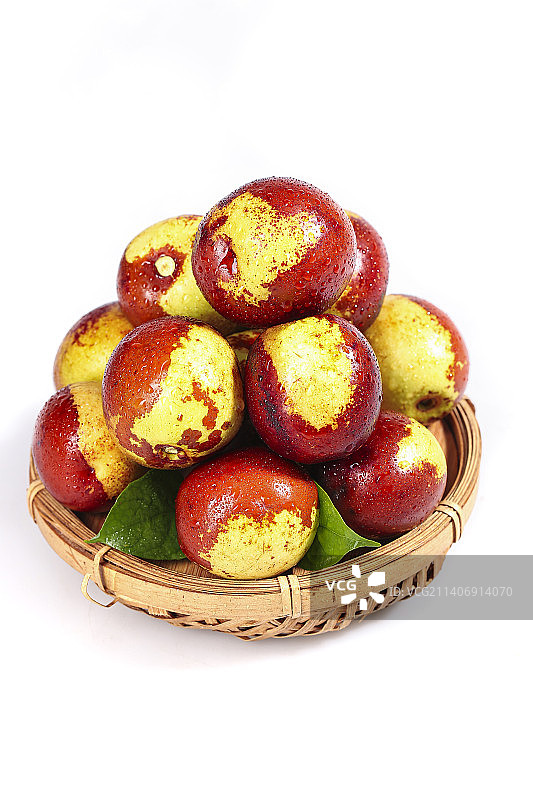 白底上放着冬枣图片素材