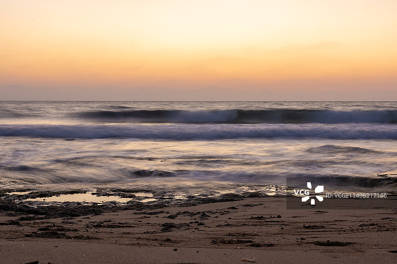 以色列纳哈里亚日落海景图片素材