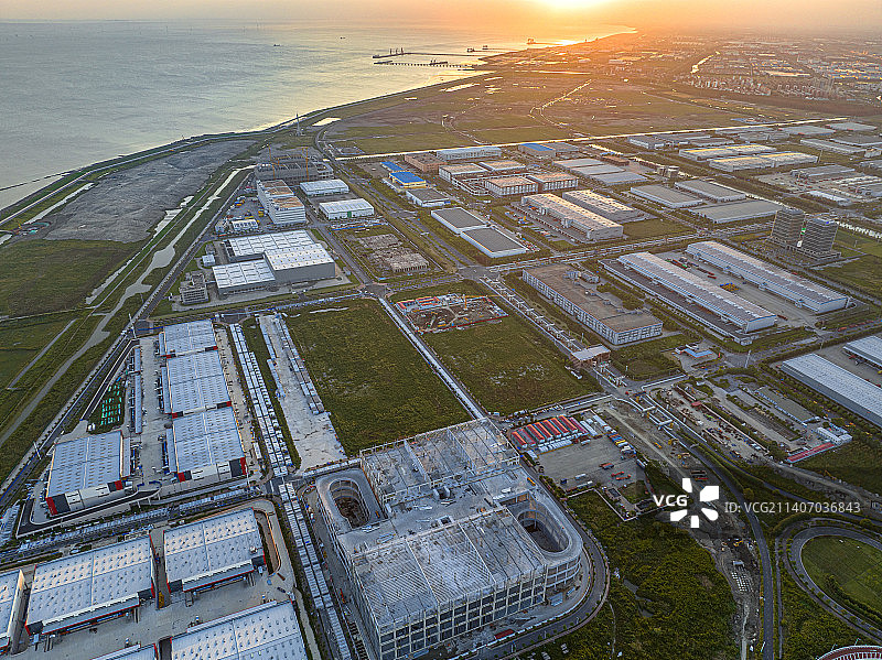 临港自贸区待开发仓储用地 洋山保税区陆域 上海南港 深水港 口岸查验 拼箱中转 进出口航运中心图片素材