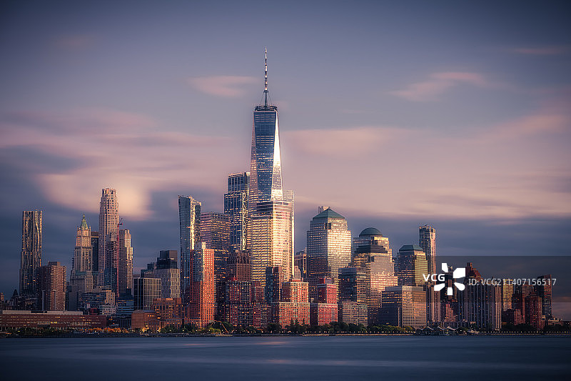 曼哈顿下城的蓝调时刻图片素材