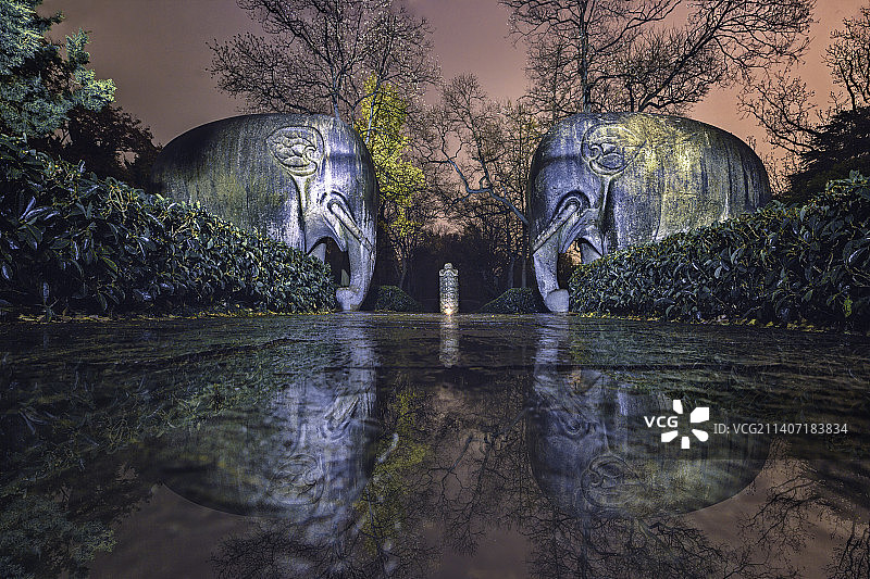 秋日雨后的石像路+南京图片素材