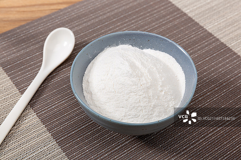 小碗里的糯米粉图片素材