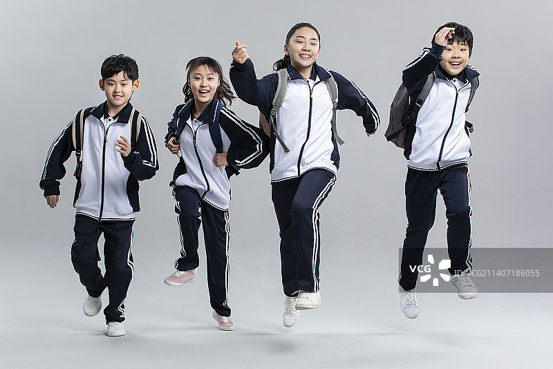 棚拍快乐的学生图片素材