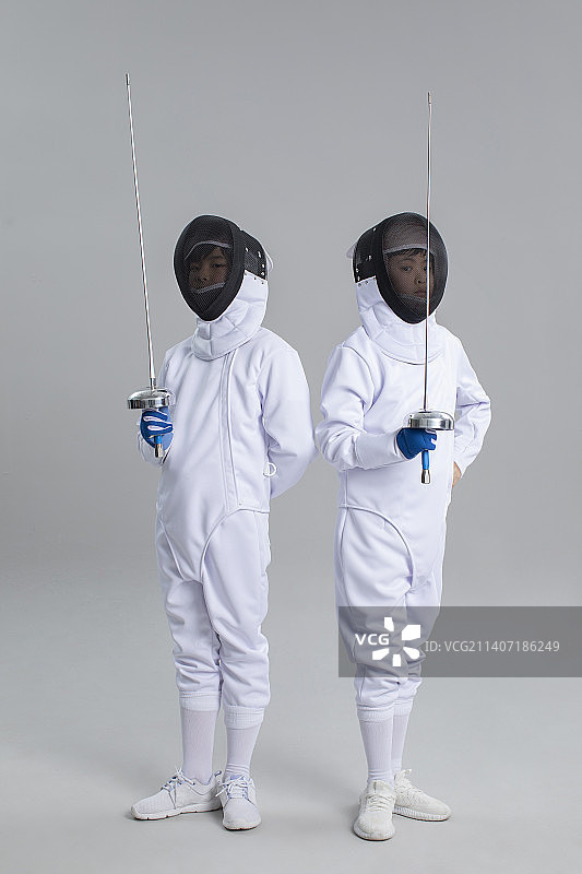 可爱的小击剑手图片素材