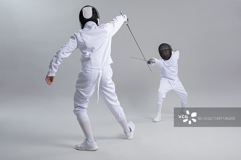小击剑手对决赛图片素材