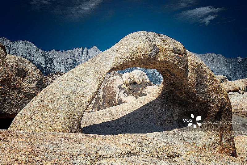 加利福尼亚州阿拉巴马山岩层仰视角度美景图片素材