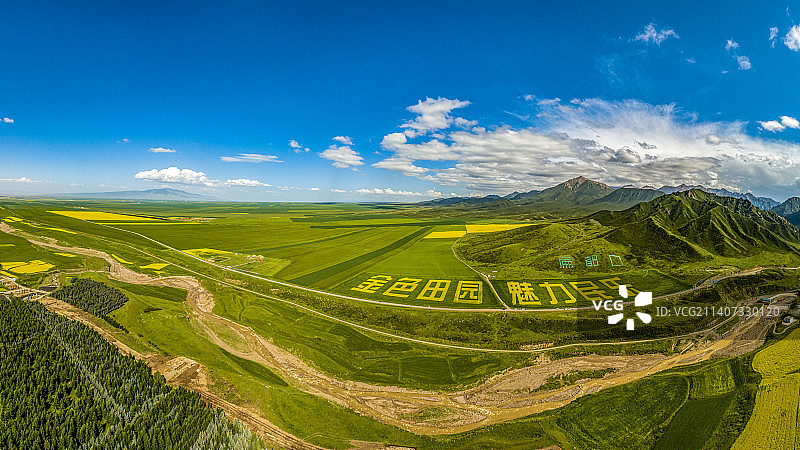 航拍甘肃张掖民乐扁都口图片素材
