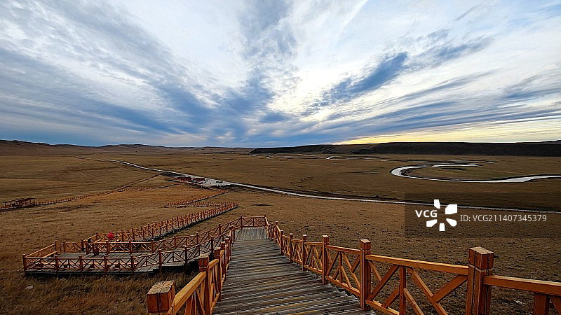 内蒙古呼伦贝尔陈巴尔虎旗莫日格勒河观景台图片素材