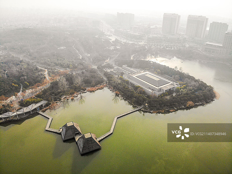 航拍江苏徐州汉文化景区水下兵马俑博物馆外景图片素材