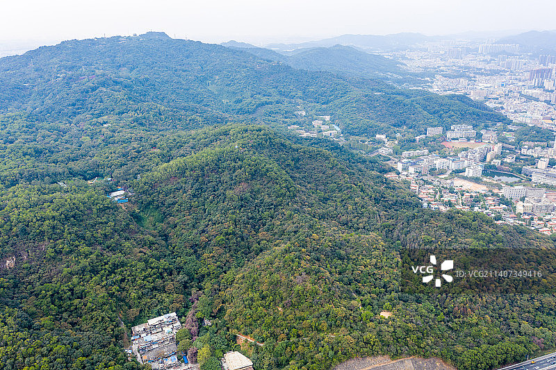 航拍广东广州白云山风景名胜区鸣春谷游览区山林风光图片素材