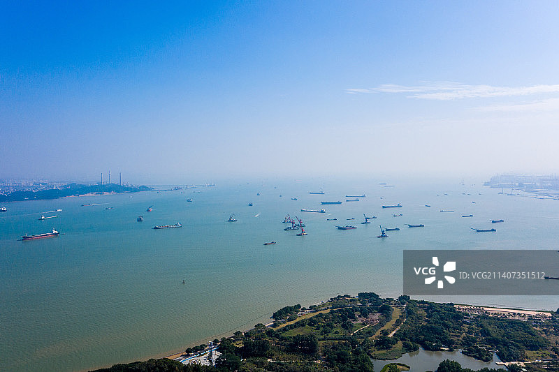 航拍广东广州南沙大角山海滨公园 珠江出海口图片素材