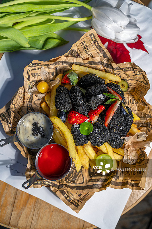 黑金鸡块薯条图片素材