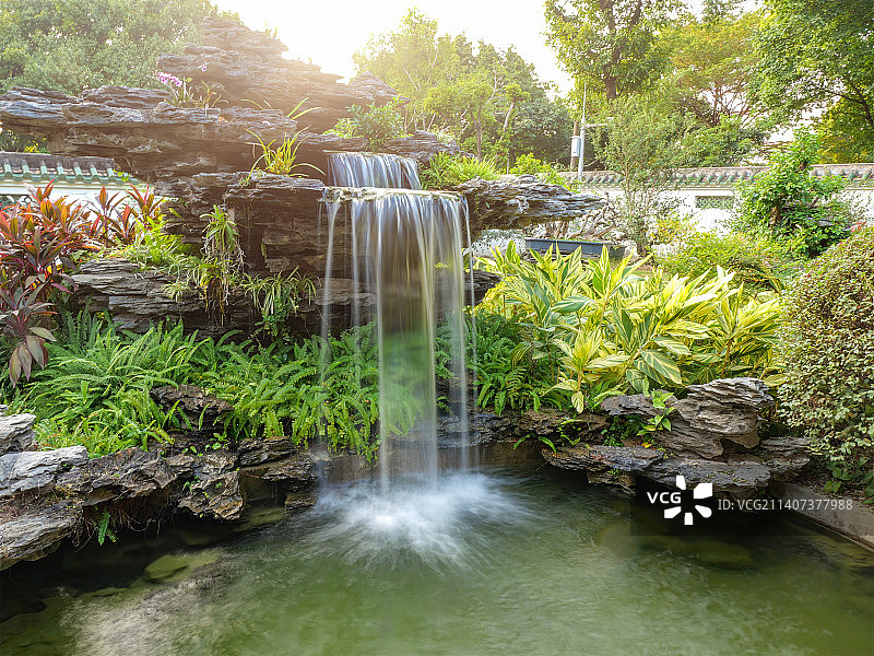 假山石流水公园瀑布园林造景鱼池喷泉奇石施工中式庭院风水格局生态意境图片素材