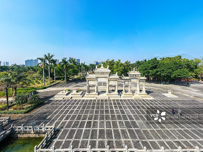 航拍广东珠海梅溪牌坊旅游区 珠海梅溪村陈芳故居图片素材