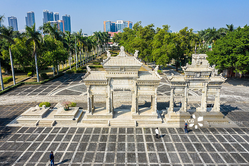 航拍广东珠海梅溪牌坊旅游区 珠海梅溪村陈芳故居图片素材
