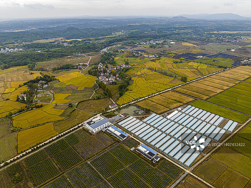 航拍安徽省宣城市宣州区兴洋村风光图片素材