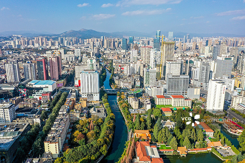 航拍云南昆明盘龙江 昆明金牛公园图片素材