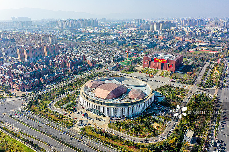 航拍云南省大剧院 昆明城市地标建筑图片素材