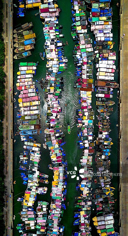 《停车场》图片素材