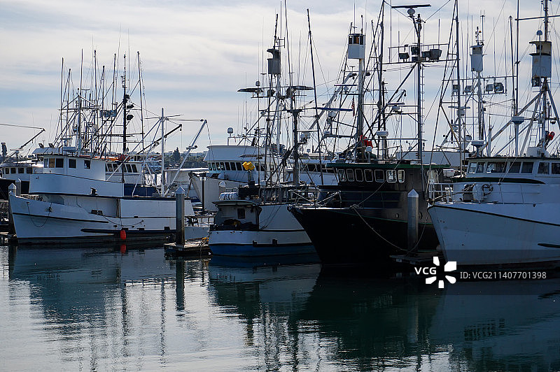 美国加州圣地亚哥港军舰图片素材