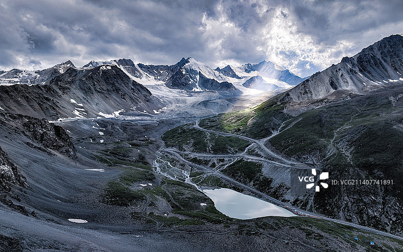 哈希勒根达坂的光图片素材